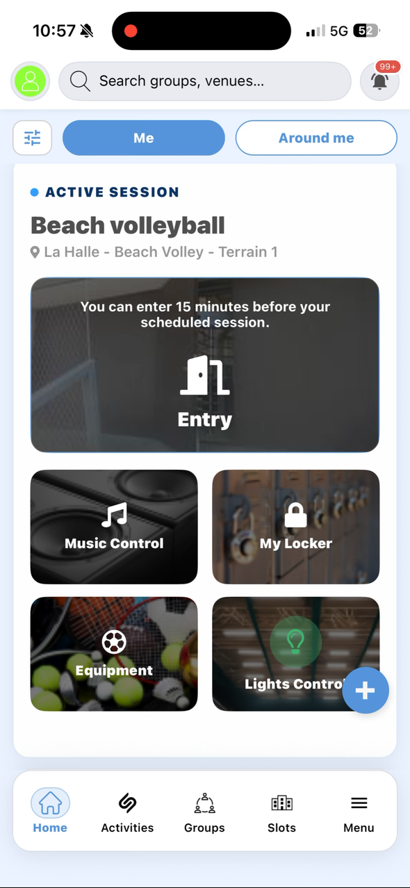 Real screen — active session: access, lights, locker